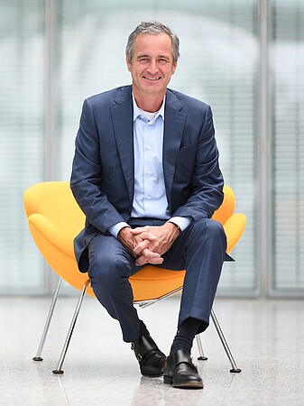 Dr. Frank Mastiaux Vorstandsvorsitzender der EnBW Energie Baden-Württemberg AG  Chief Executive Officer