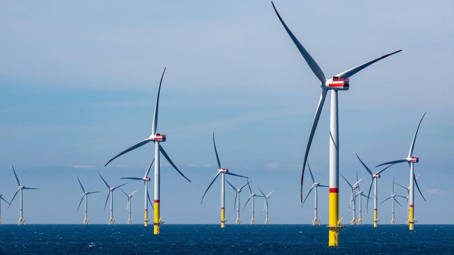 Offshore-Windkraftanlage in der Ostsee (Symbolbild): Hier sollen Flächen für grünen Wasserstoff ausgewiesen werden. (Quelle: agrarmotive/imago images)